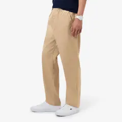 LACOSTE - Pantalón Hombre Regular De Tafetán Beige