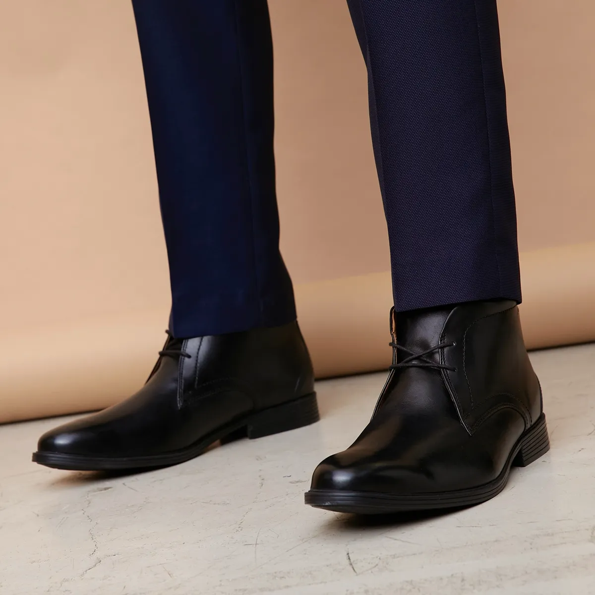 CLARKS - Botín Hombre Cuero Negro Clarks