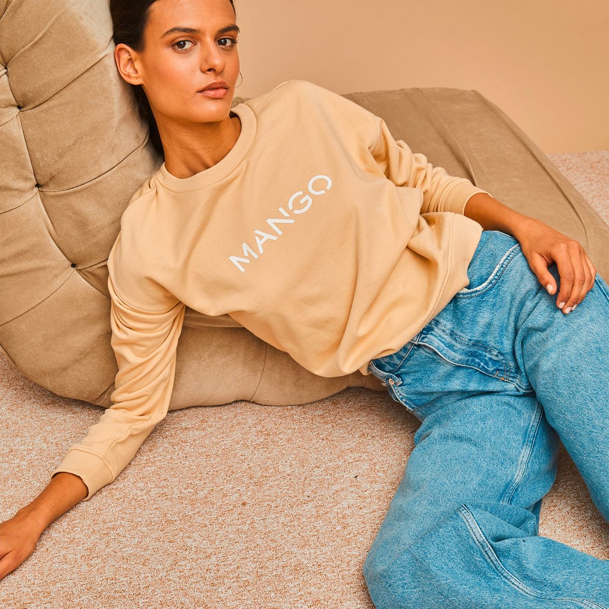 MANGO - Mango Polerón Mangologo Mujer