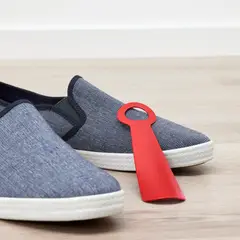 IKEA - SNÖSKYFFEL calzador 18 rojo
