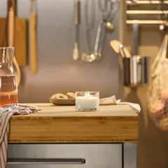 IKEA - LOTSFÅGEL vela vaso 20 hr vainilla beige pálido