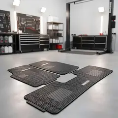 NISSAN - JUEGO DE PISO DE 3 PIEZAS DE AUTO DE LA MARCA