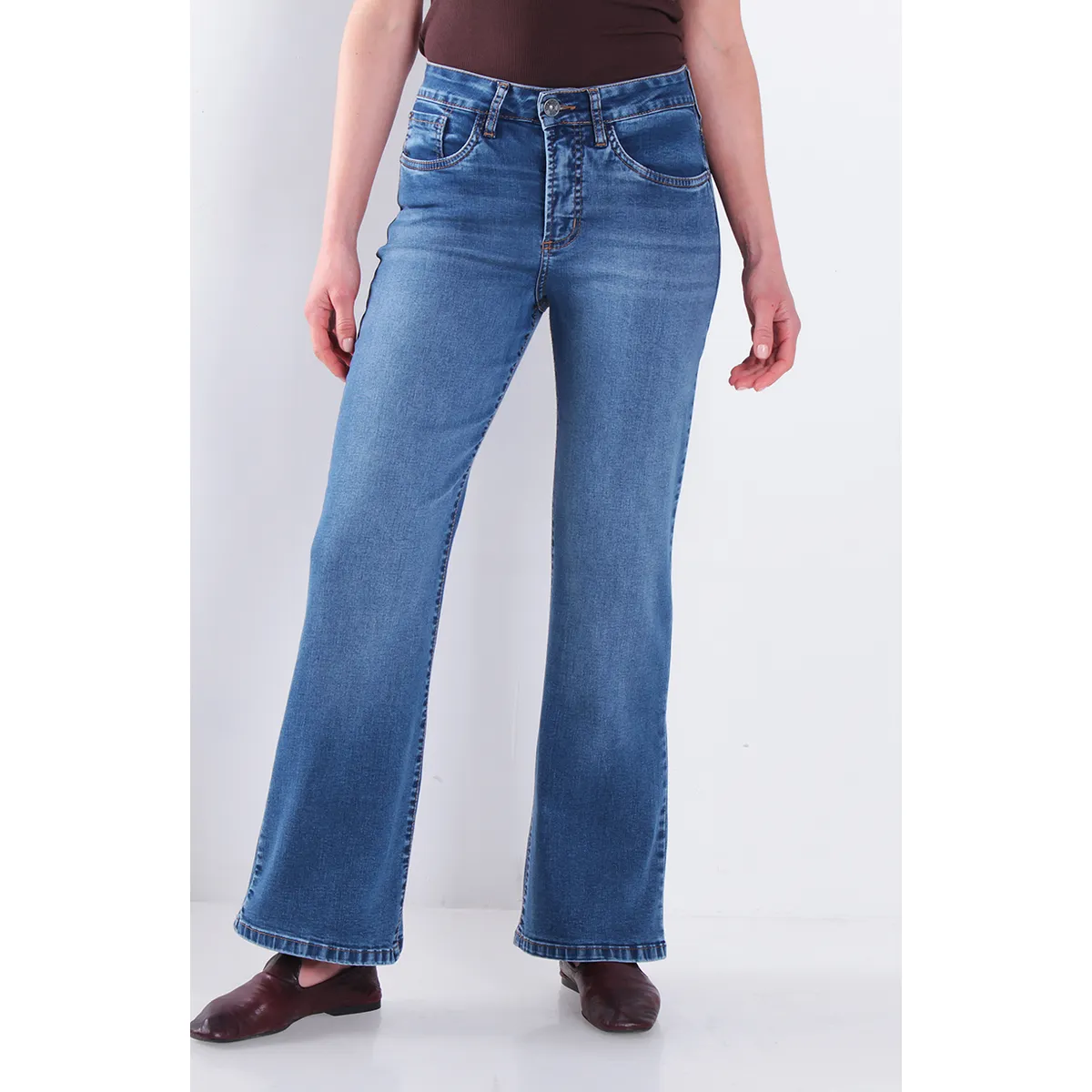 WADOS JEANS MUJER RECTO TIRO ALTO PRETINA BASICA UN BOTON | Falabella Chile