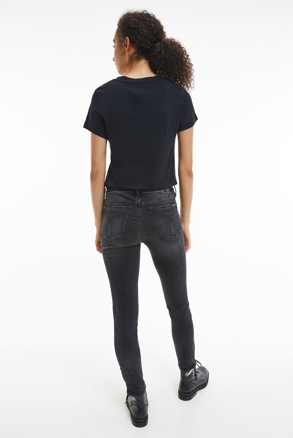 CALVIN KLEIN - Calvin Klein Polera Estampada Mujer