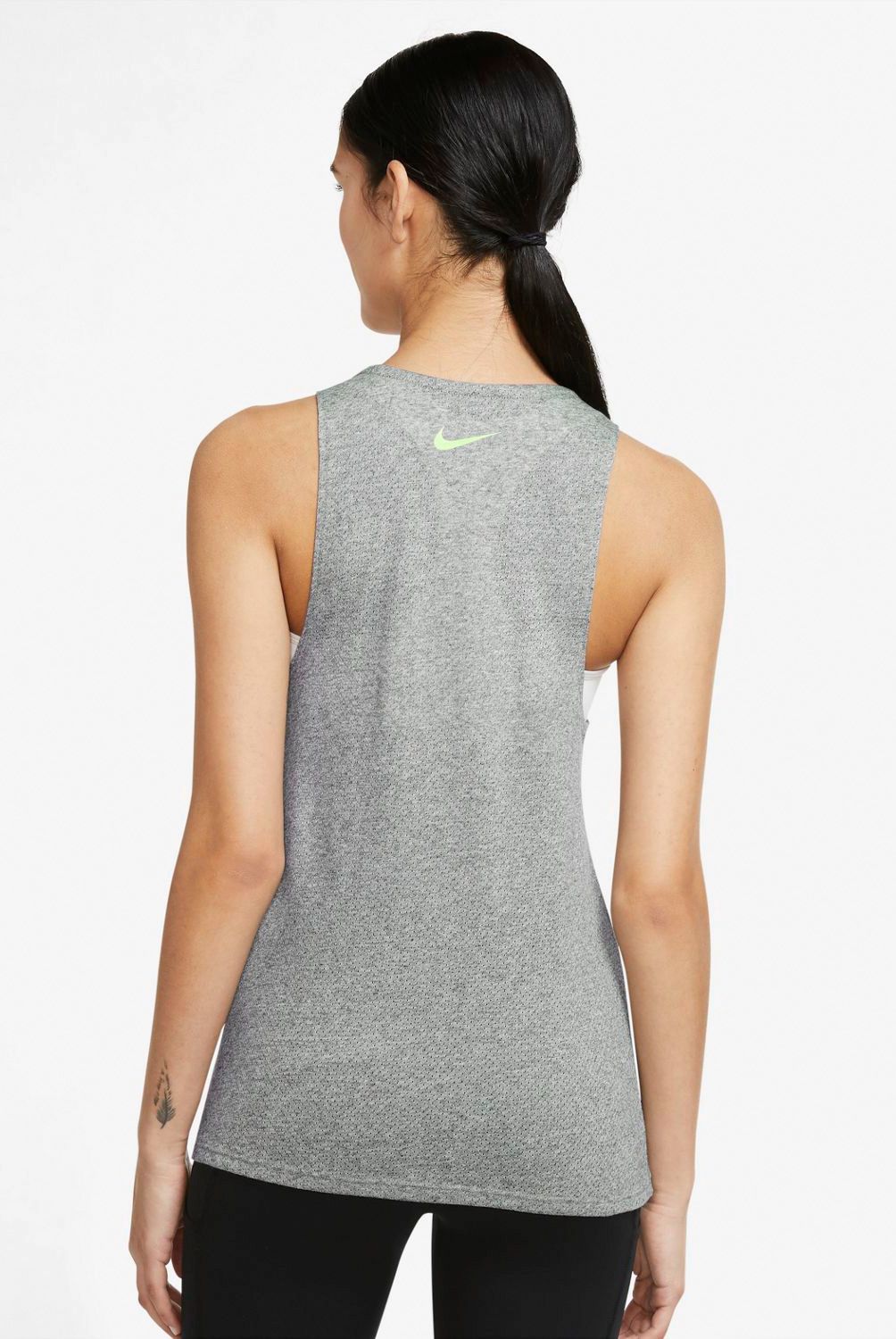 NIKE - Nike Polera Sin Mangas Running Mujer