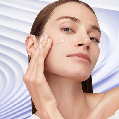 Imagen 2 del producto Sérum Triple Antiedad Renergie H. C. F. 50 Ml