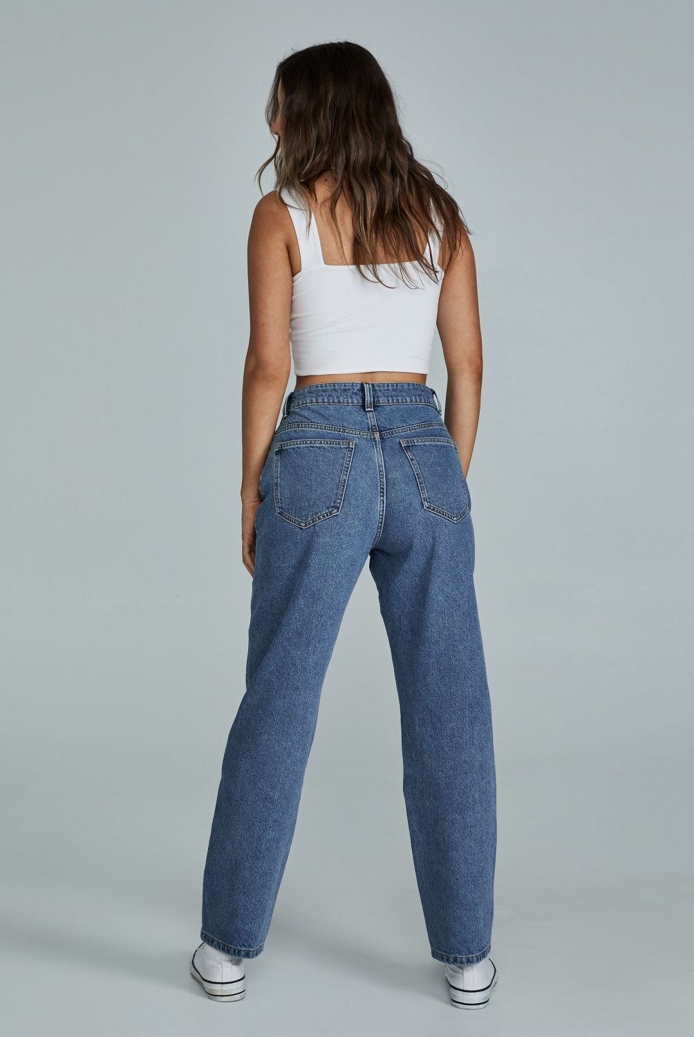 COTTON ON - Cotton On Jeans Mom Cruzado Relaxed Leg Tiro Medio Mujer