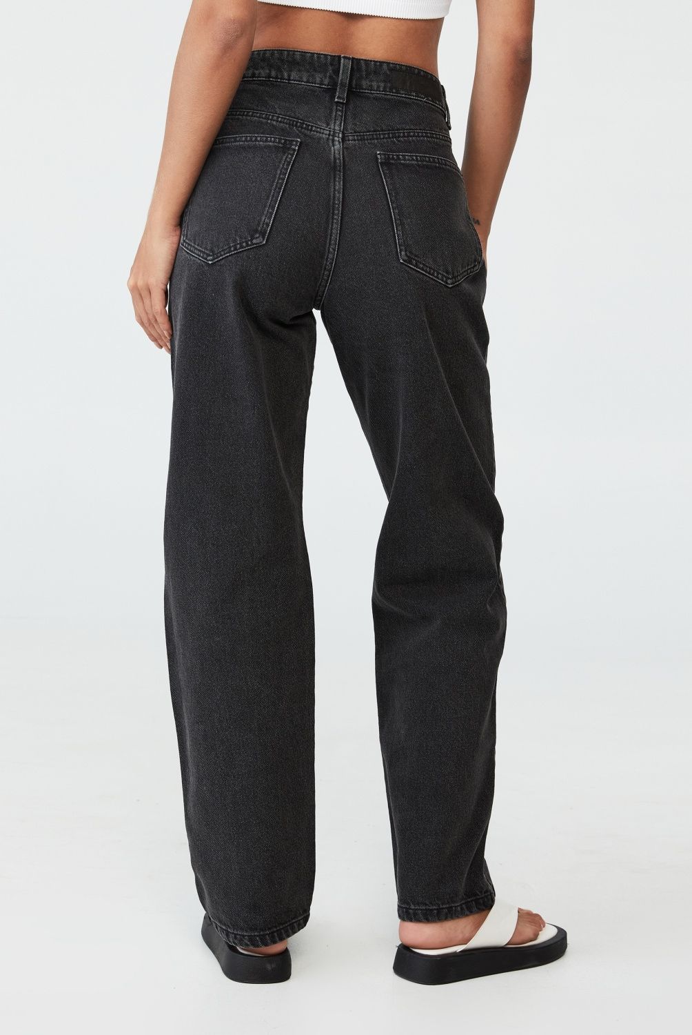 COTTON ON - Cotton On Jeans Mom Cruzado Relaxed Leg Tiro Medio Mujer