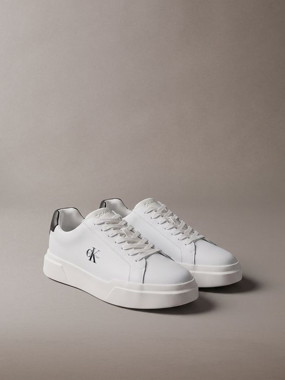 Zapatillas Urbanas de Cuero con Logo Distintivo Blanco