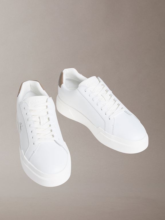 Zapatillas Urbanas de Cuero con Logo Distintivo Blanco