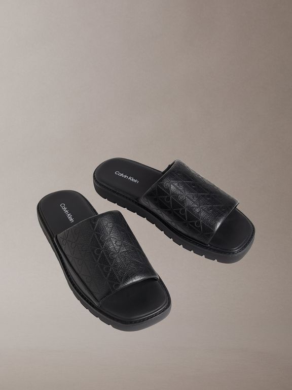 Sandalias Moldeadas con Estampado de Emblema Negro