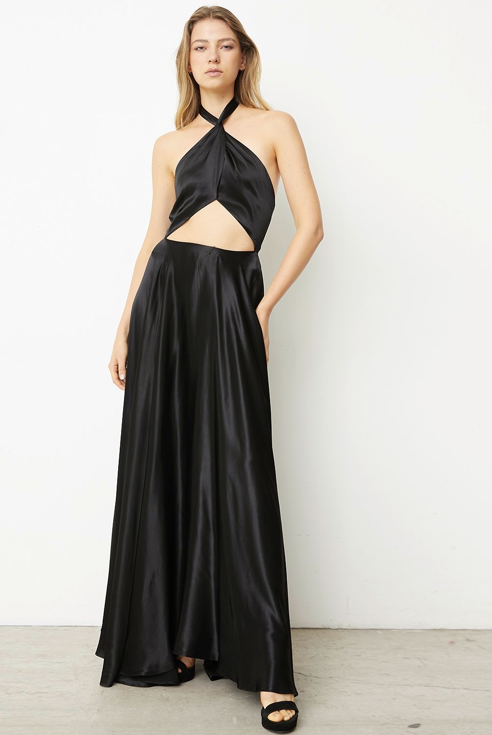 BASEMENT - Vestido Mujer Colección Daniela Bustamante