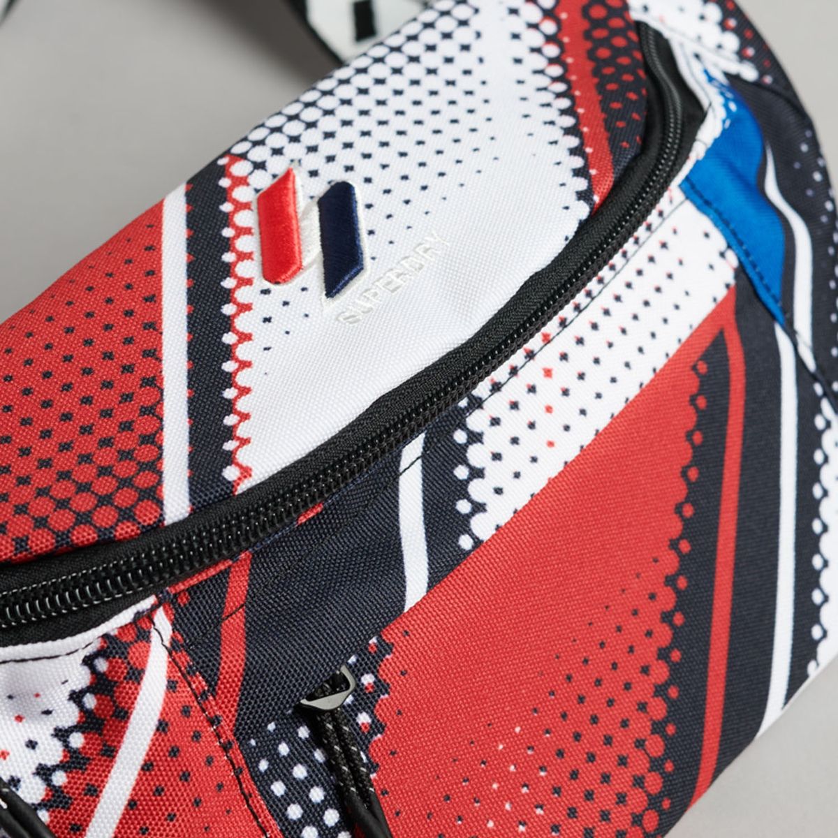 SUPERDRY - Riñonera Code Essential Hombre Superdry