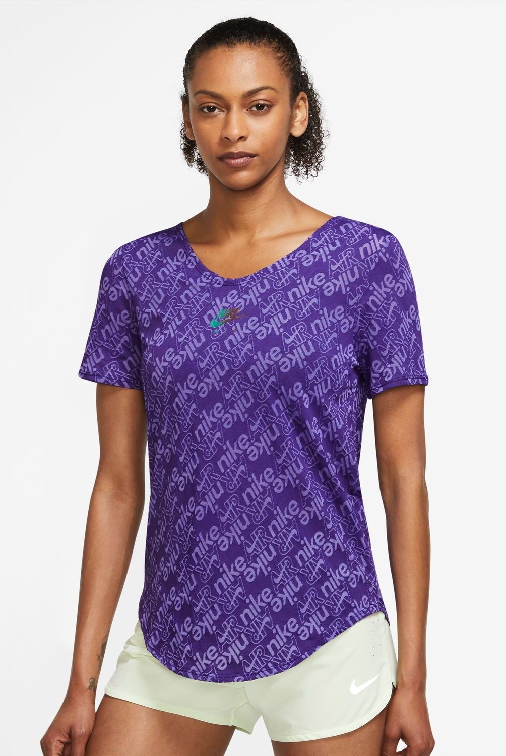 NIKE - Sports t-shirts running mujer