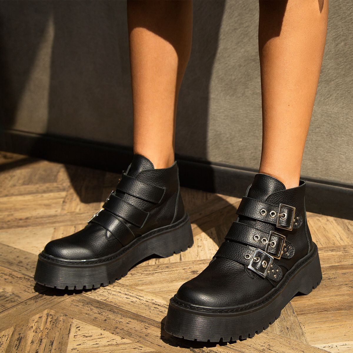 JOKU - Botín Mujer Cuero Negro Joku