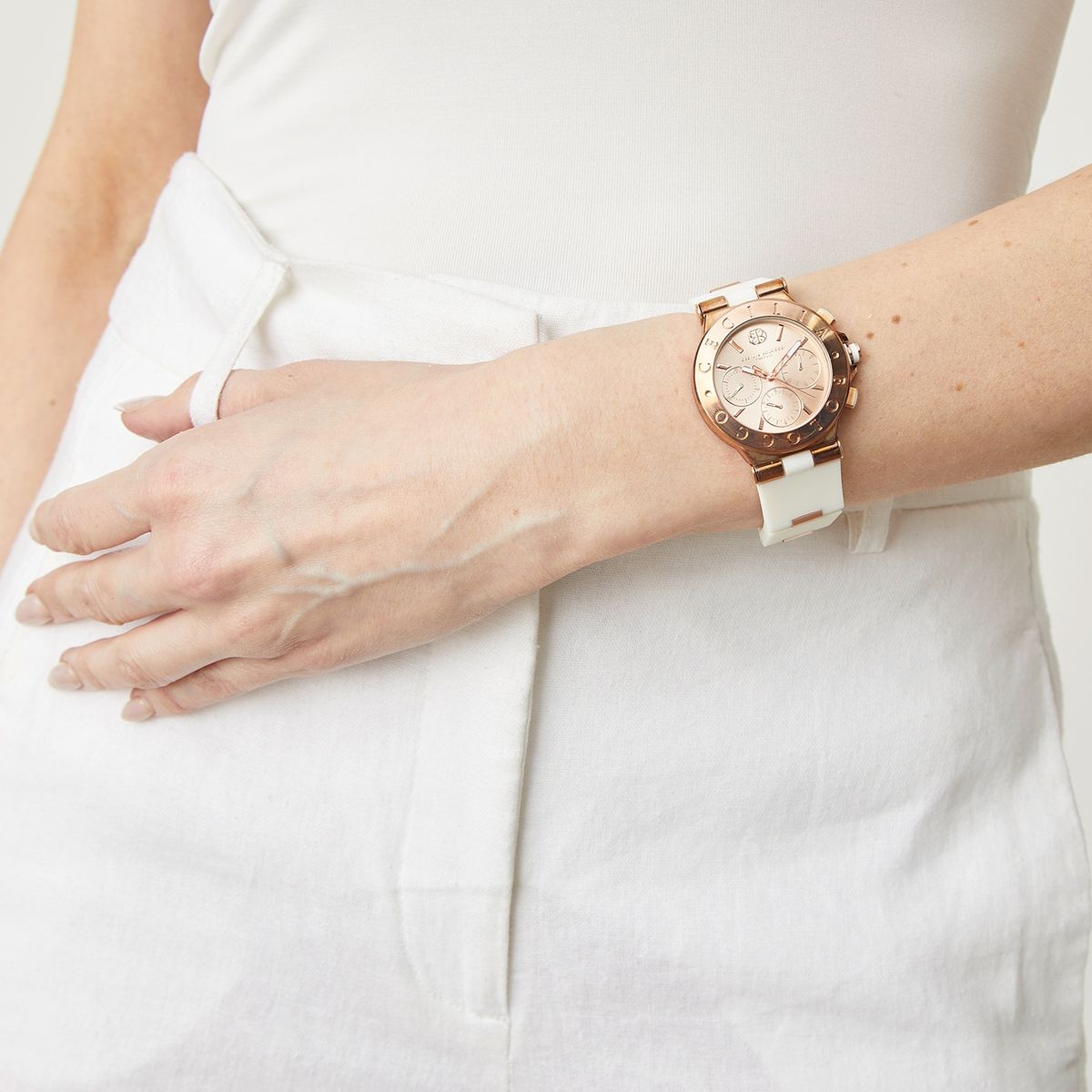 CECILIA BOLOCCO - Reloj Análogo Mujer Rcb15V23 Cecilia Bolocco