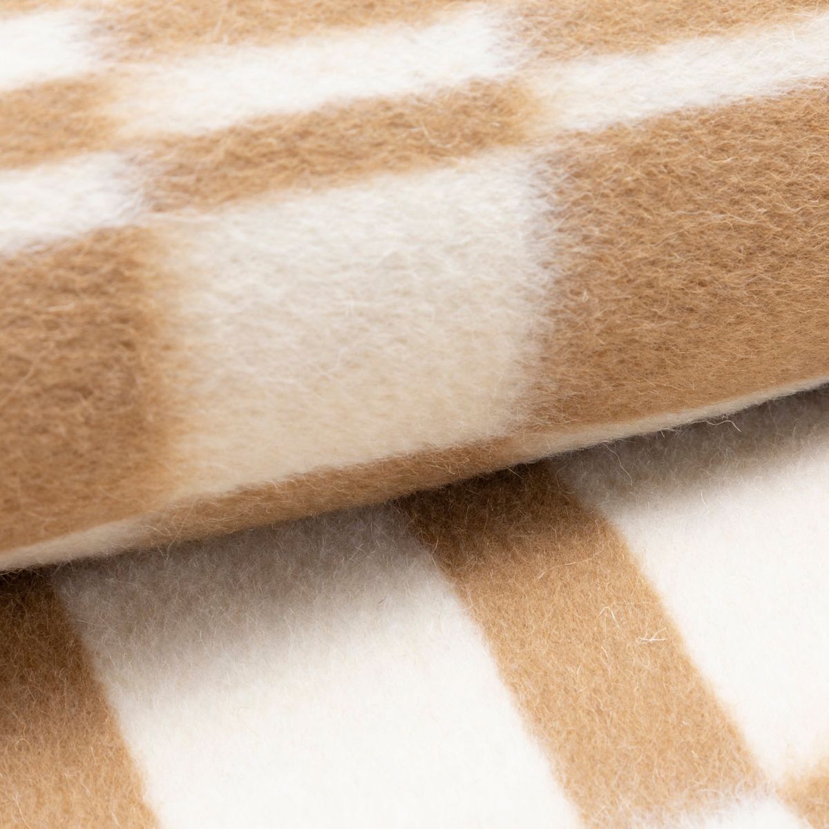 MICA - Frazada Lana Mica Diseño Escocés Beige