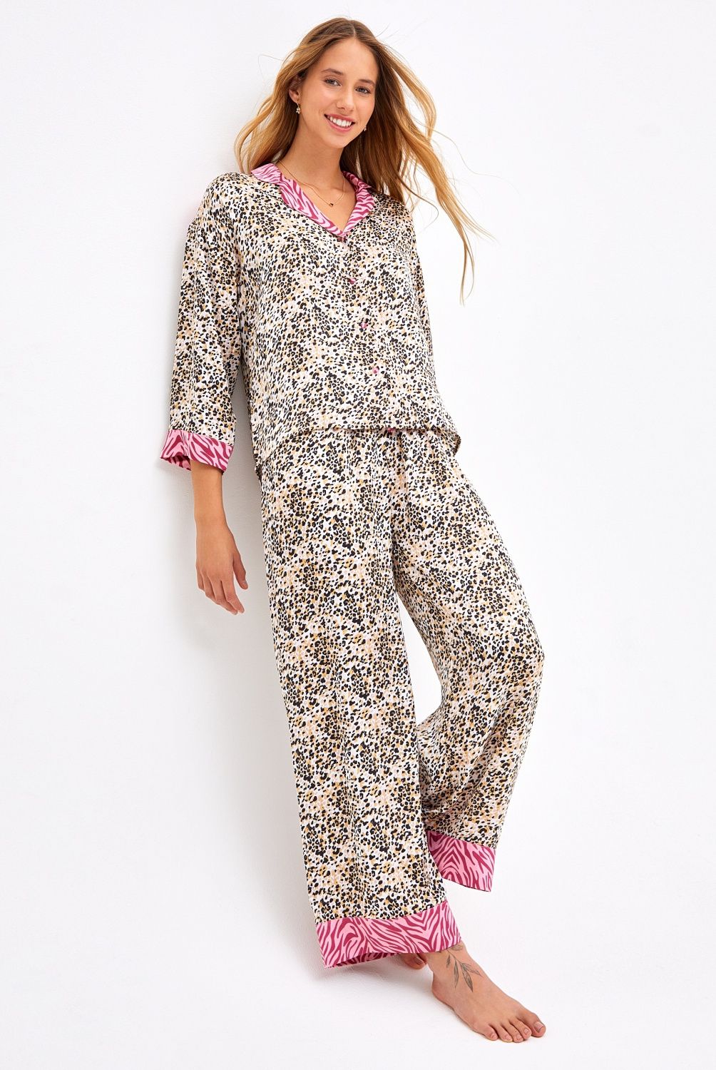 LOUNGE - Set Pijama Largo Dreamy Rose Animal Lounge