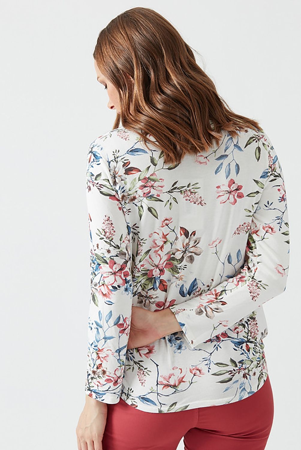 PRIVILEGE - Polera Cuello Alto Estampada