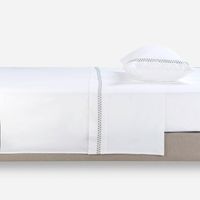 Juego de Sábanas 220 Hilos Bordada Hoja