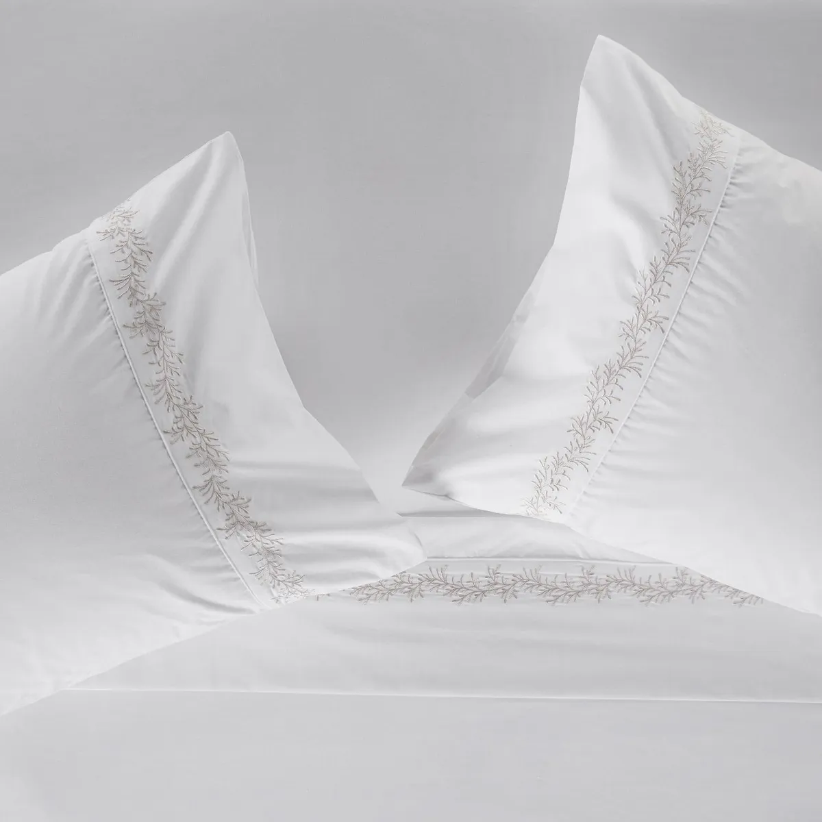 ROSEN - Juego de Sábanas 220 Hilos Bordada Botánica Rosen