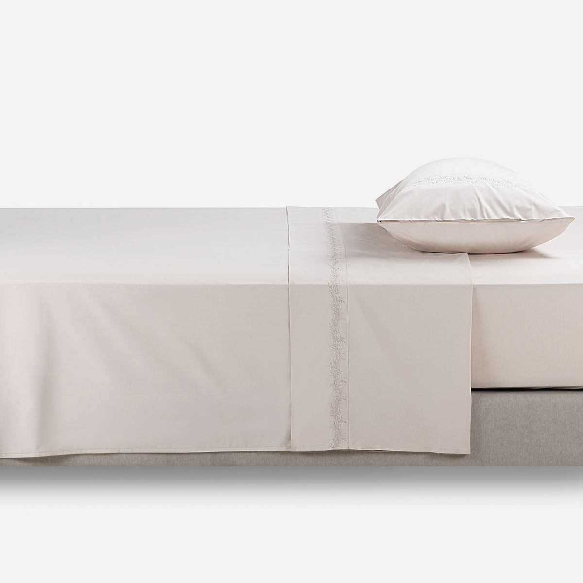 ROSEN - Juego de Sábanas 220 Hilos Bordada Botánica Natural Rosen