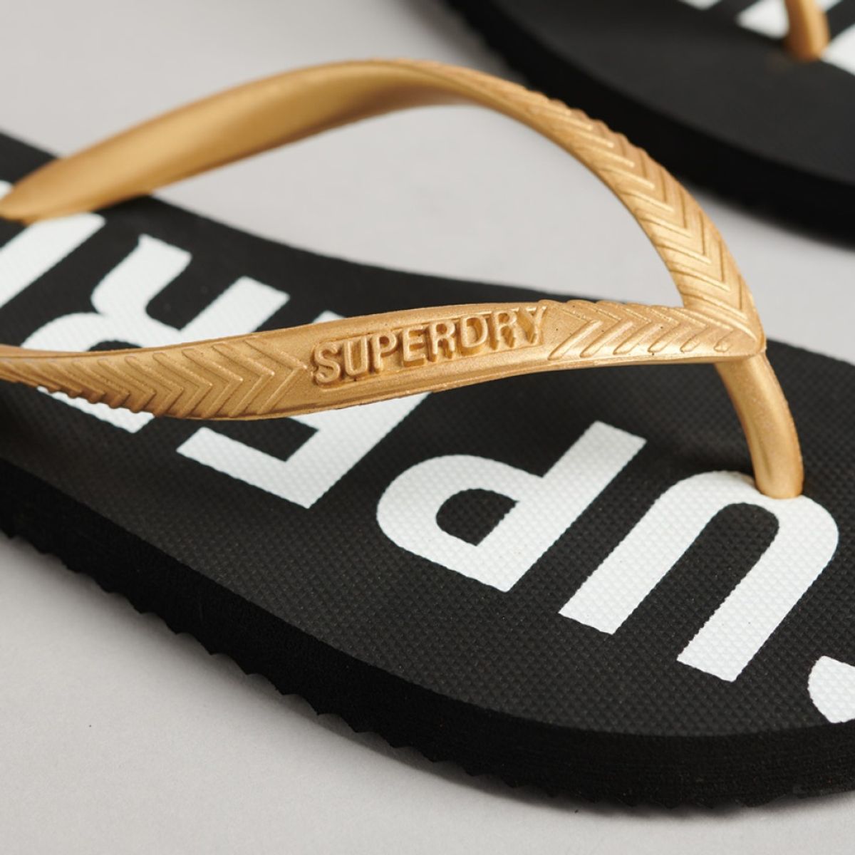 SUPERDRY - Hawaiana Mujer Dorada Superdry