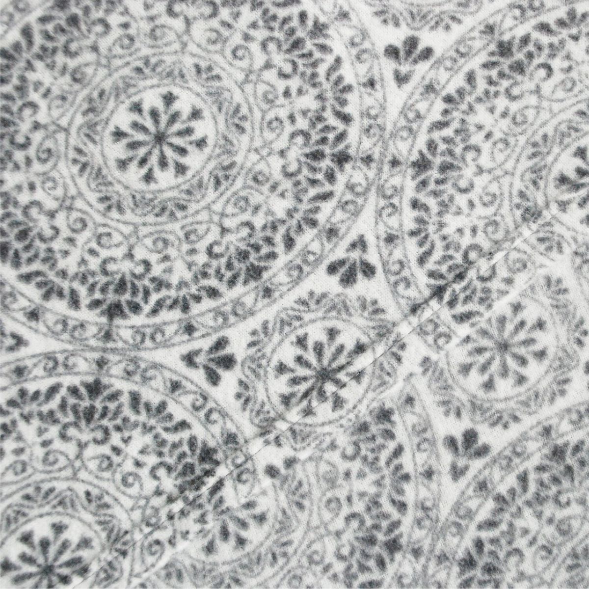 CHANTILLY - Sabanas de Polar Estampada Mandala - Diseño 1