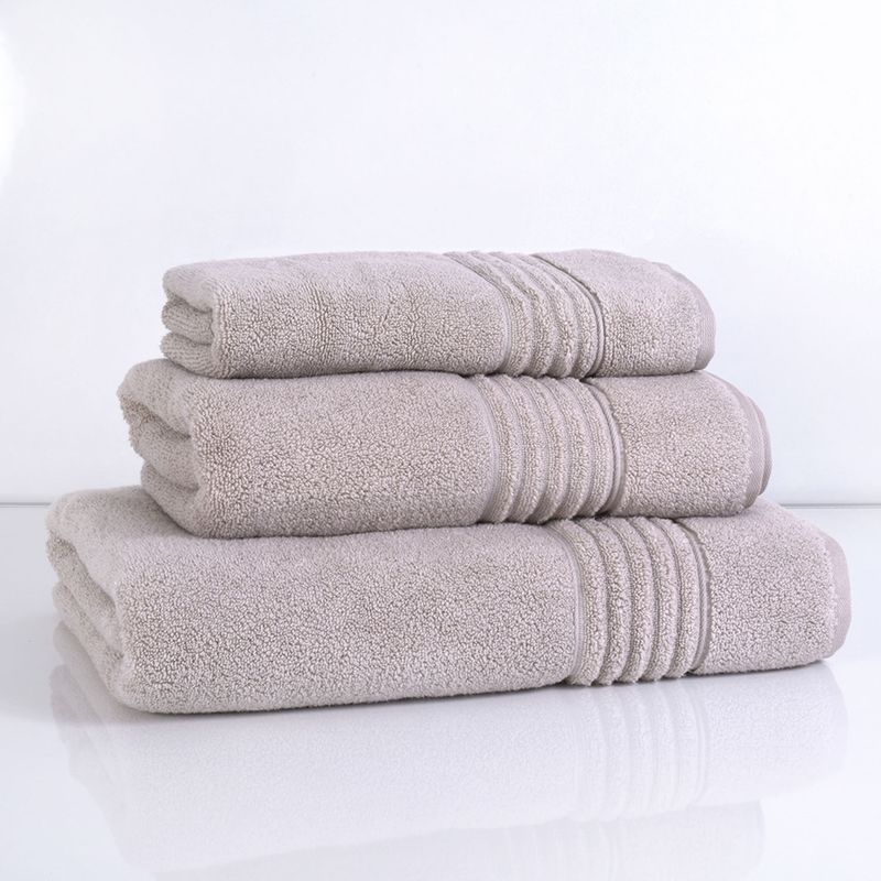 FABRICS - Toalla de Baño Lisa 600 G Fabrics