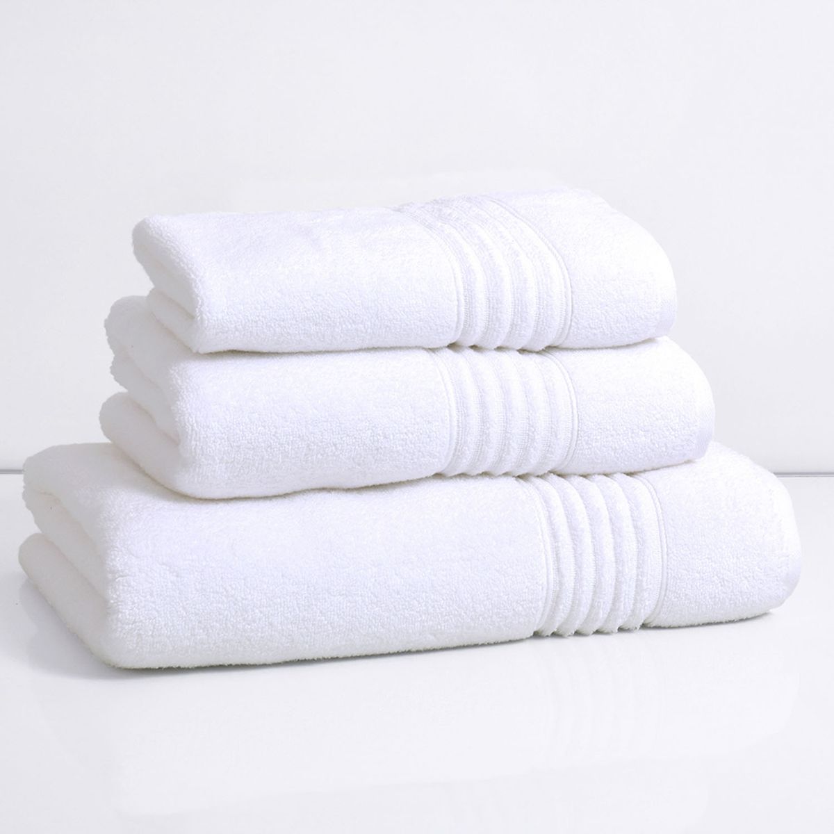 FABRICS - Toalla Lisa Baño 600 Grs Fabrics