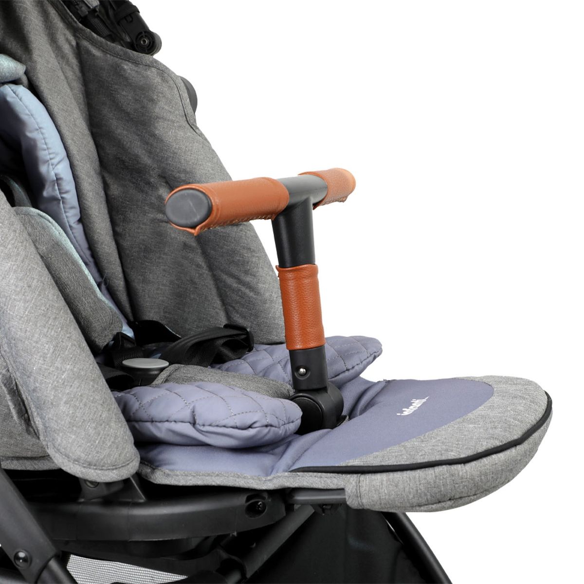 INFANTI - Coche Paseo Zuri 360° Gris Infanti