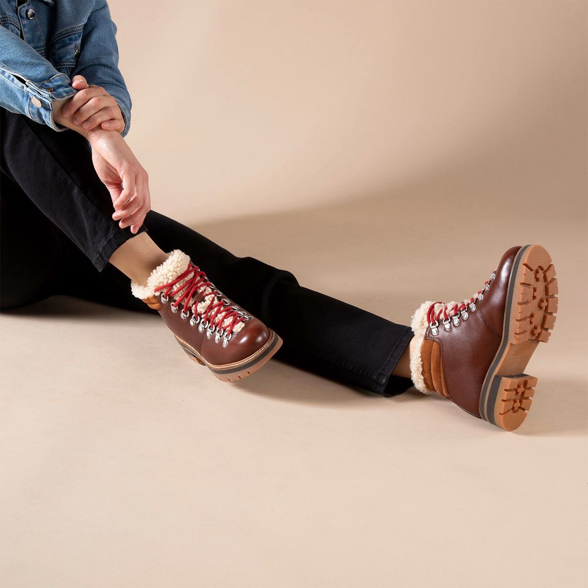 CLARKS - Botín Mujer Cuero Café Clarks