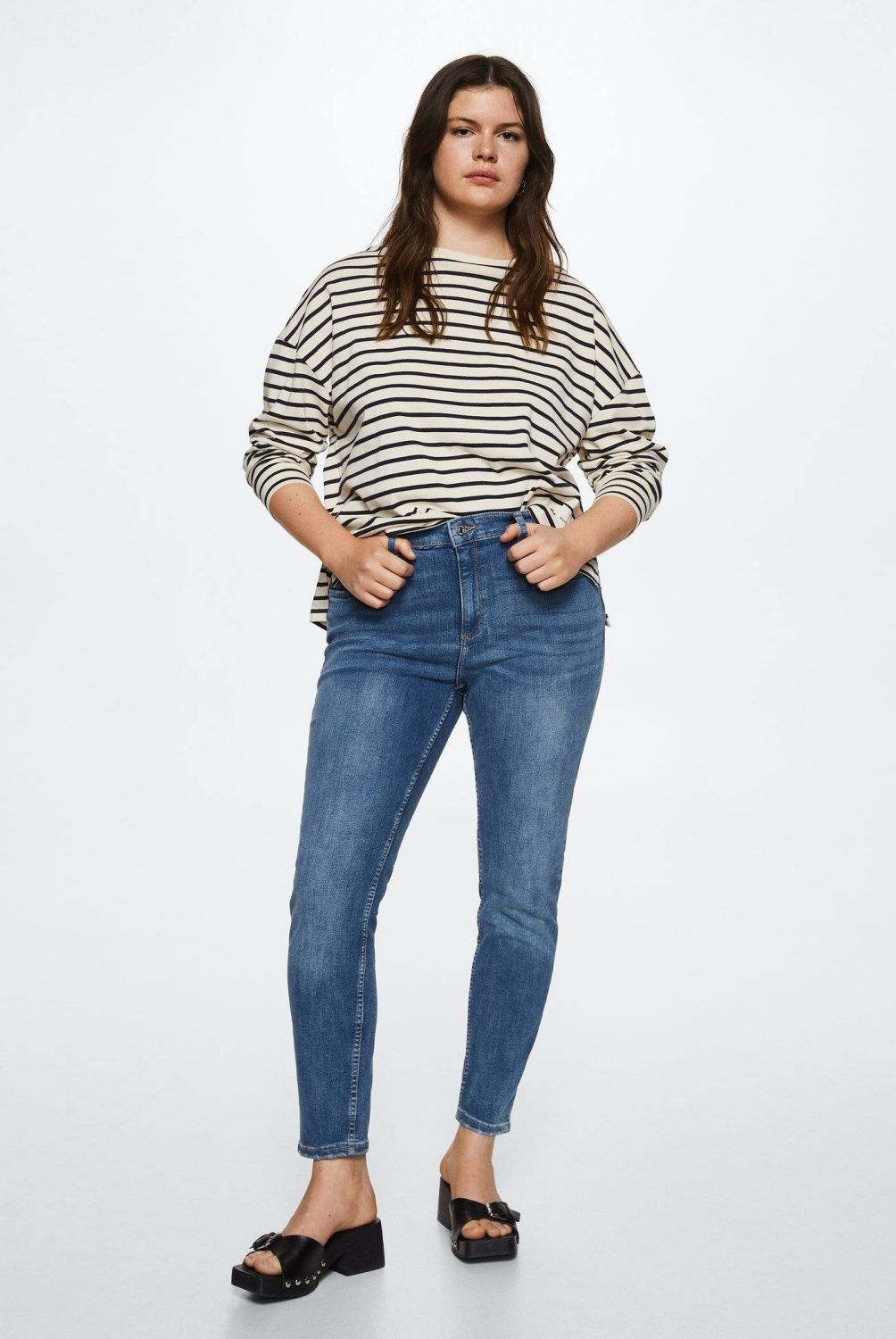MANGO - Jeans Pushup Tiro Bajo Mujer Mango