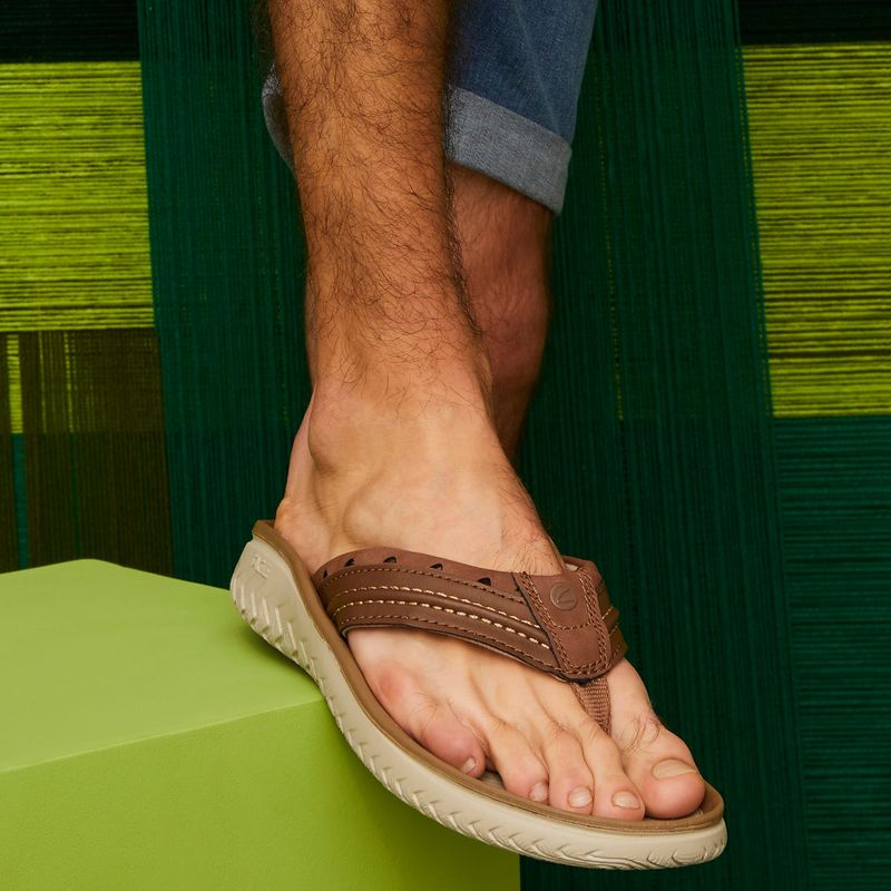 CLARKS - Sandalia Hombre Cuero Café Clarks
