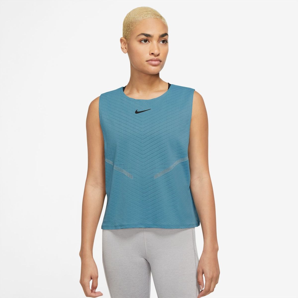 NIKE - Nike Polera Sin Mangas Running Mujer