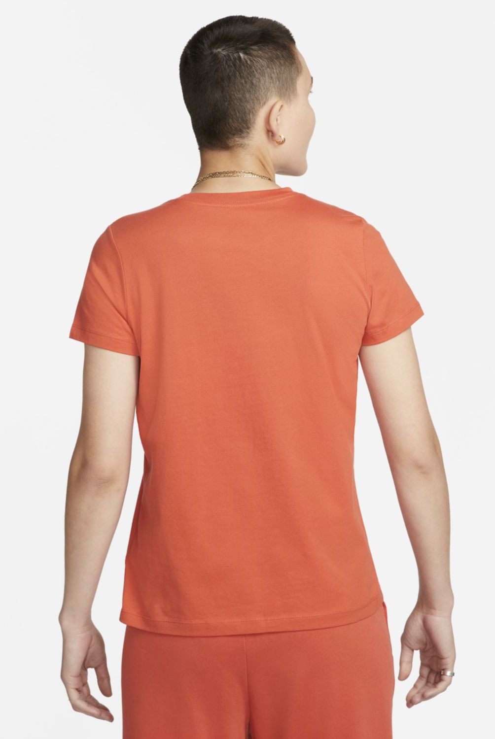 NIKE - Sports T-Shirts Mujer