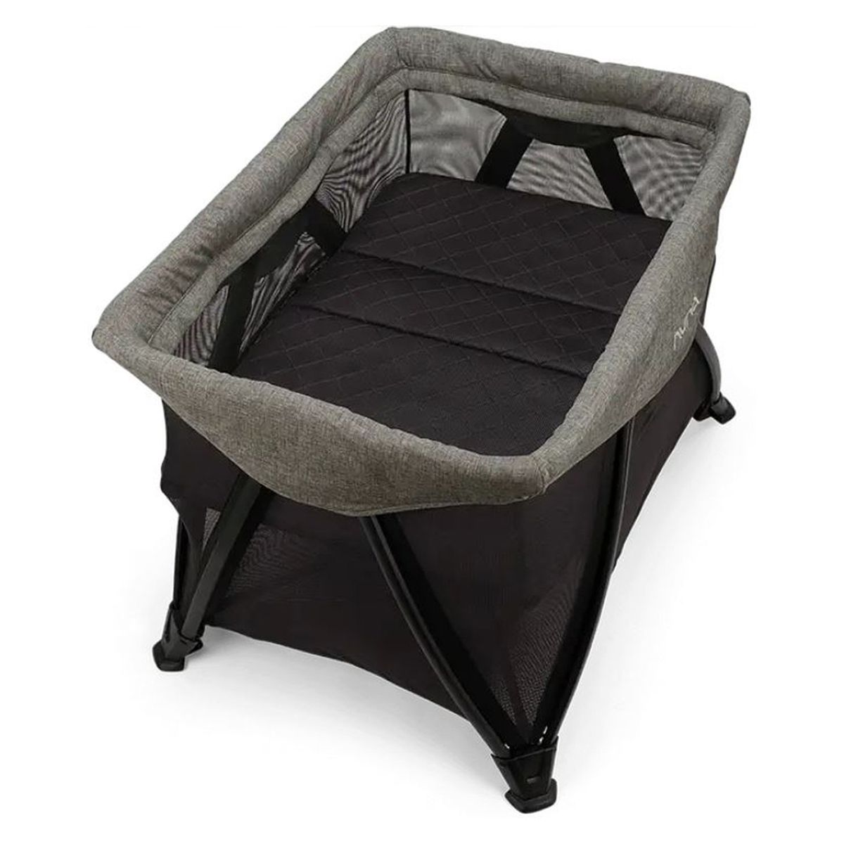 NUNA - Cuna Pack and Play Sena Aire Frost Gris-Negro Nuna