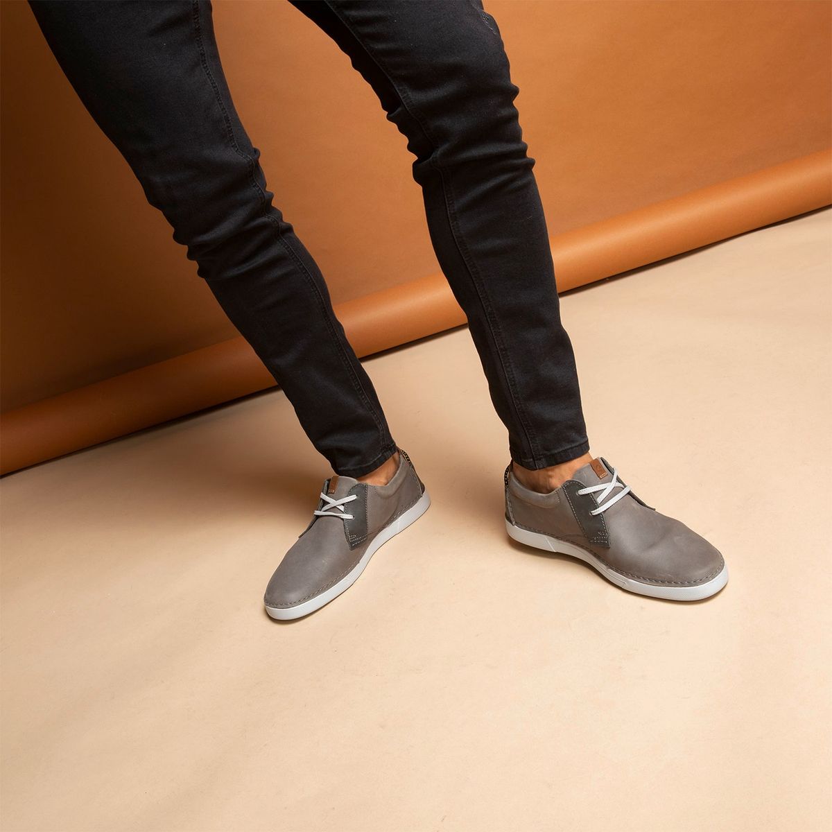 CLARKS - Zapato Casual Hombre Cuero Gris Clarks