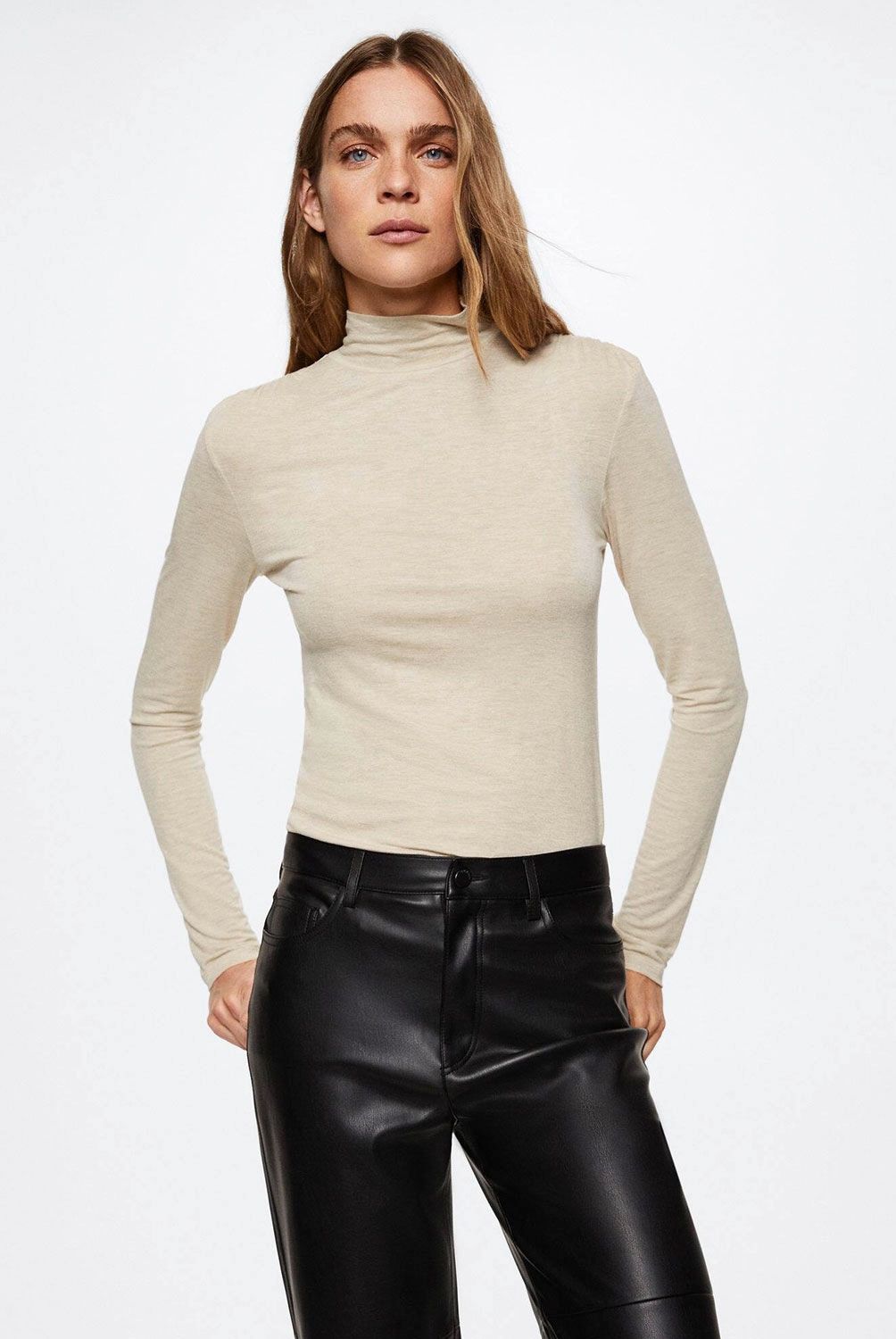 MANGO - Polera Manga Larga Cuello Alto Second Mujer Mango