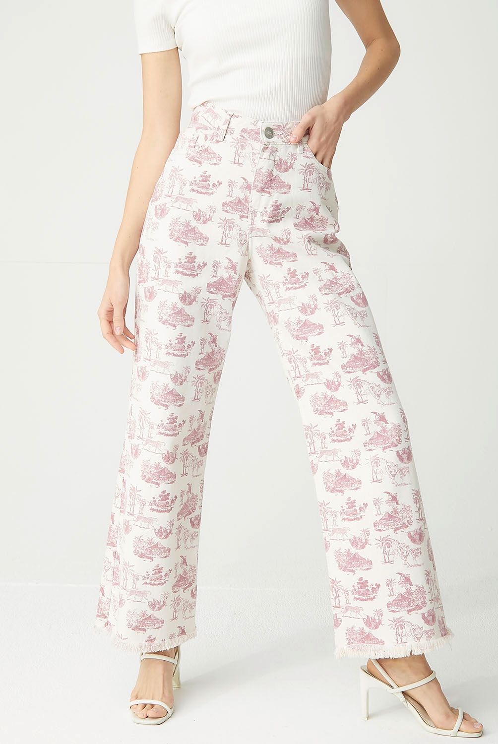 FALABELLA - Jeans Mom Tiro Medio Mujer Por Anís Samanez