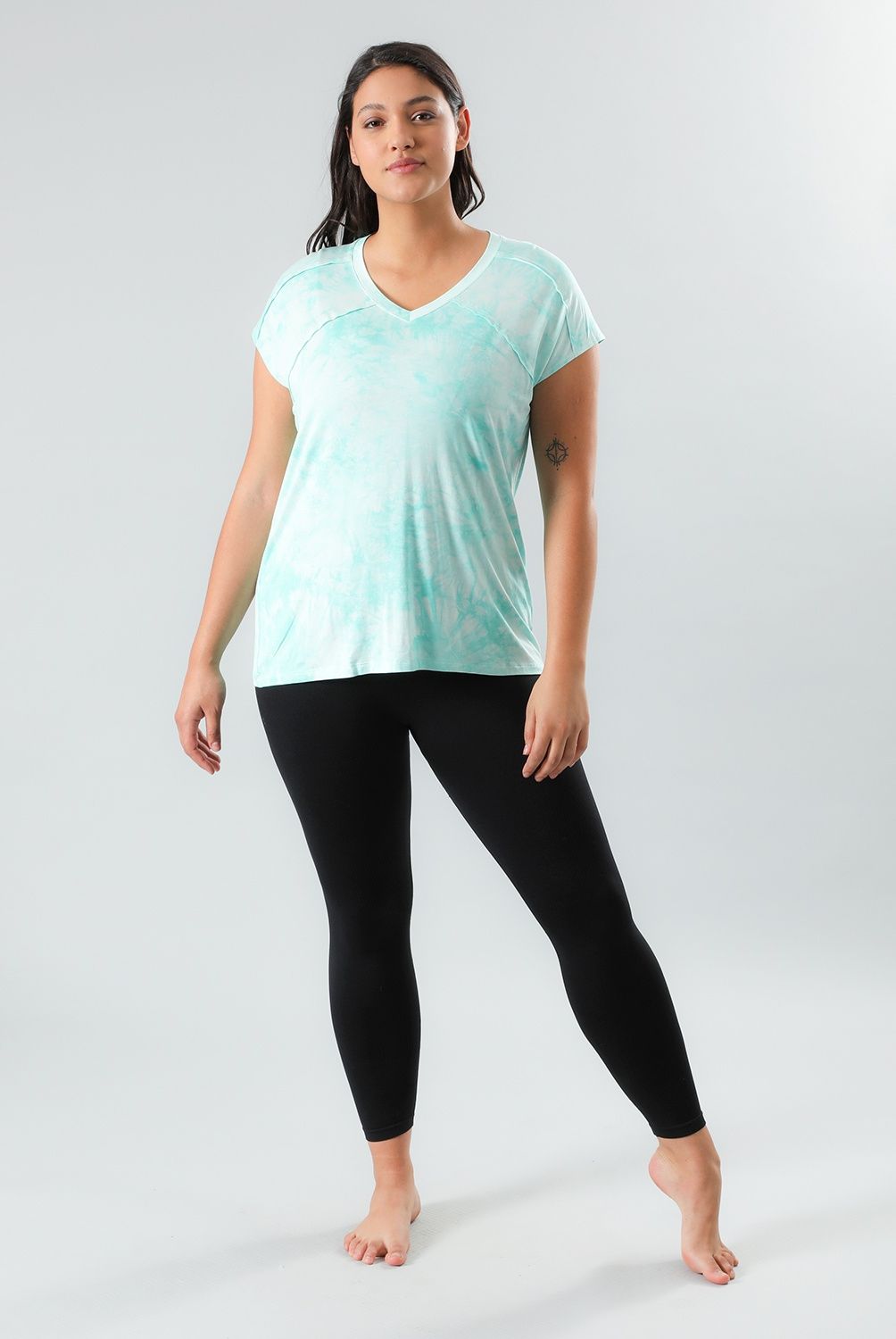 FLORES - Polera Oversize Manga Corta Mujer Flores