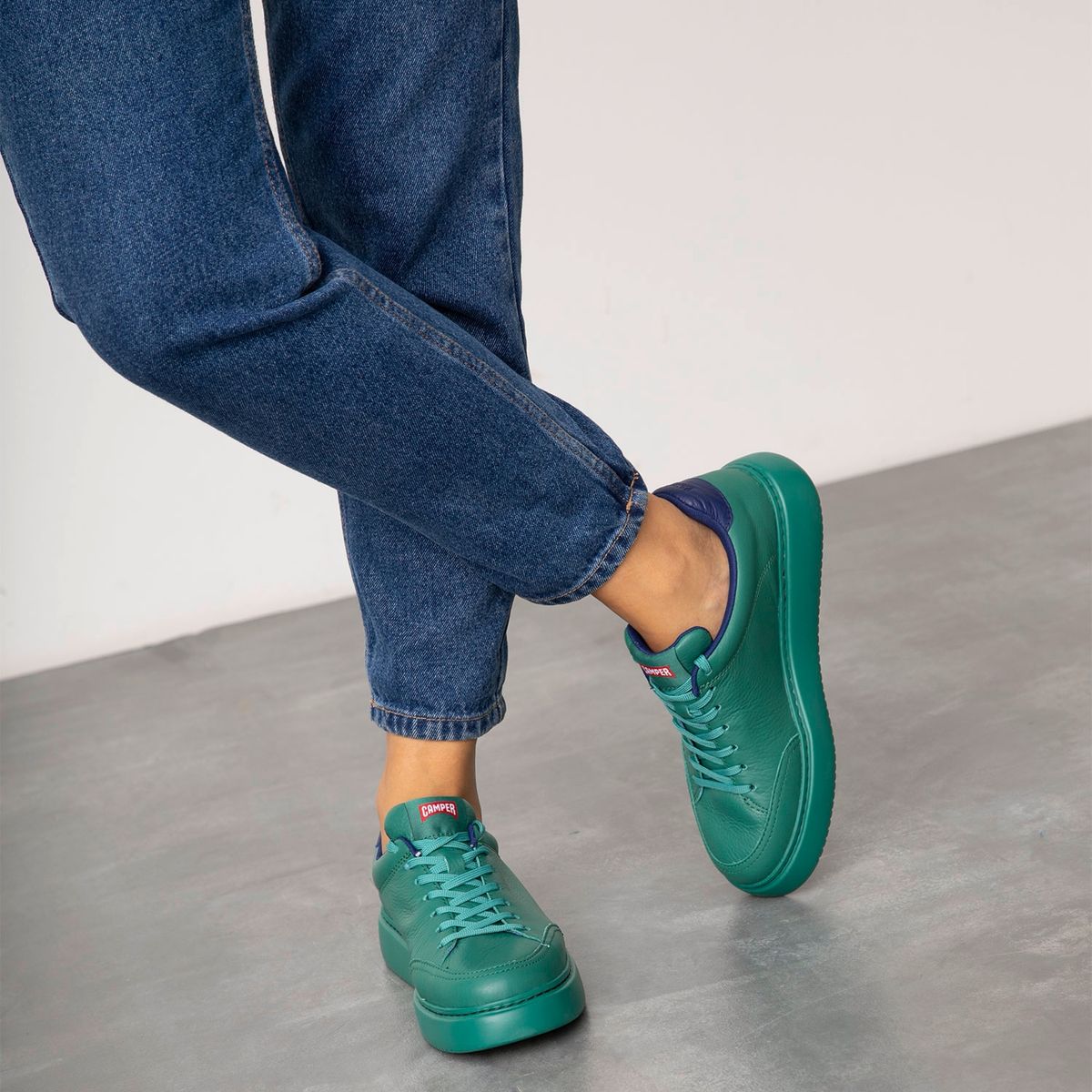 CAMPER - Runner K21 Zapatilla Urbana Mujer Cuero Verde Camper