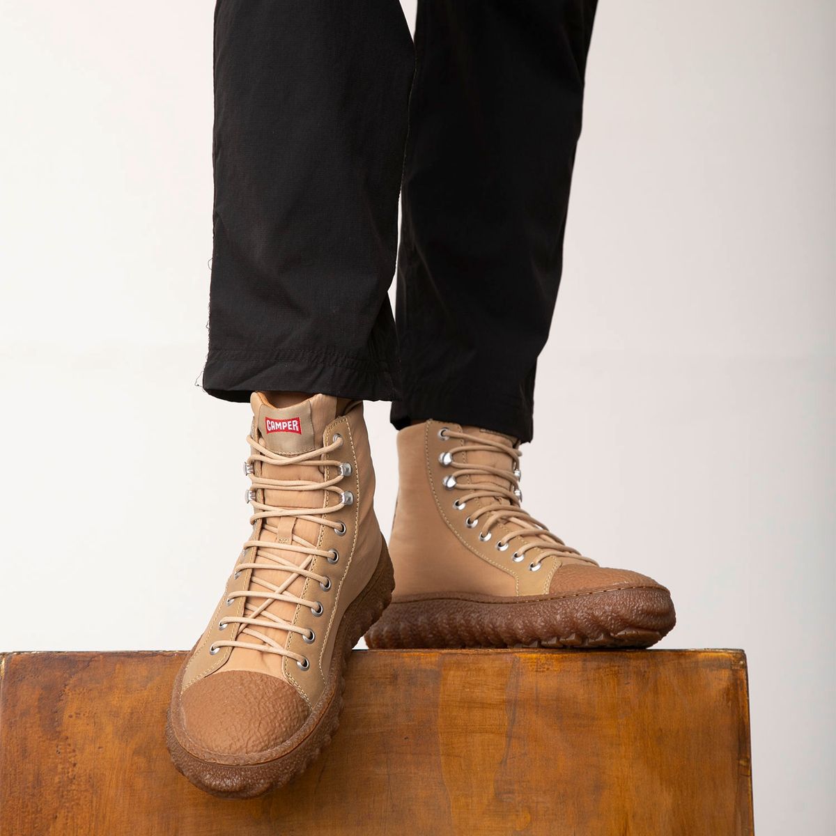 CAMPER - Ground Botín Mujer Beige Camper