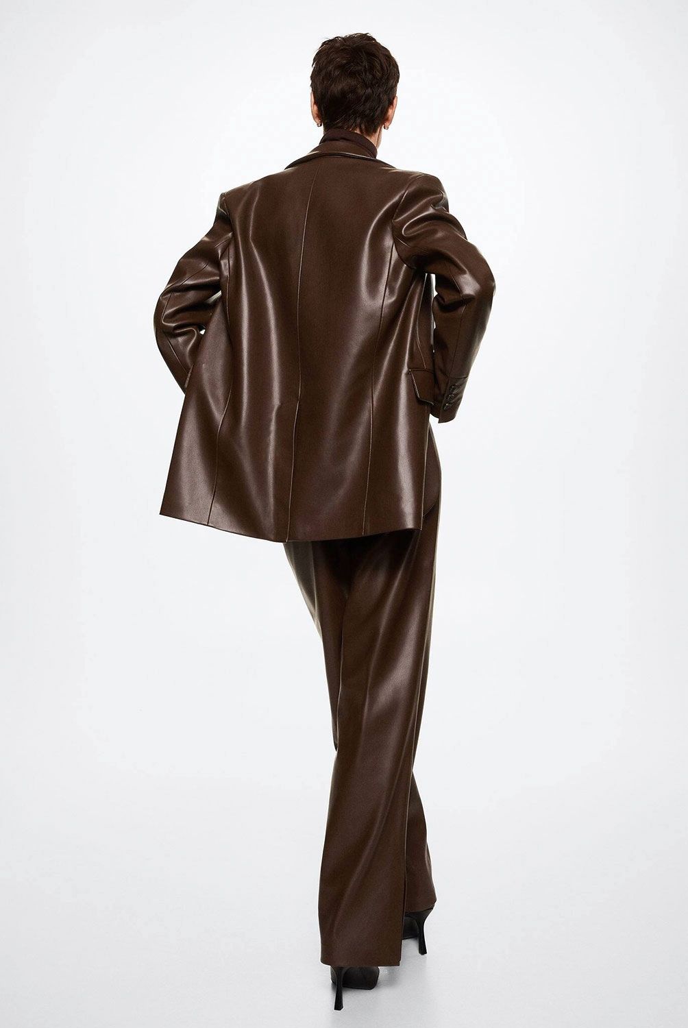 MANGO - Blazer Oversize Efecto Piel  Maki Mujer Mango