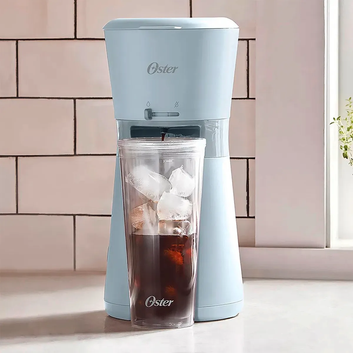 OSTER - Cafetera Oster Ice Coffee Bvstdc01G