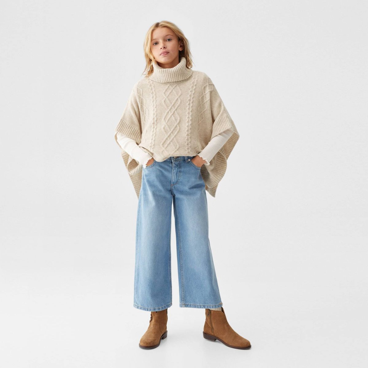 MANGO KIDS - Poncho Punto Ochos Niña Mango Kids