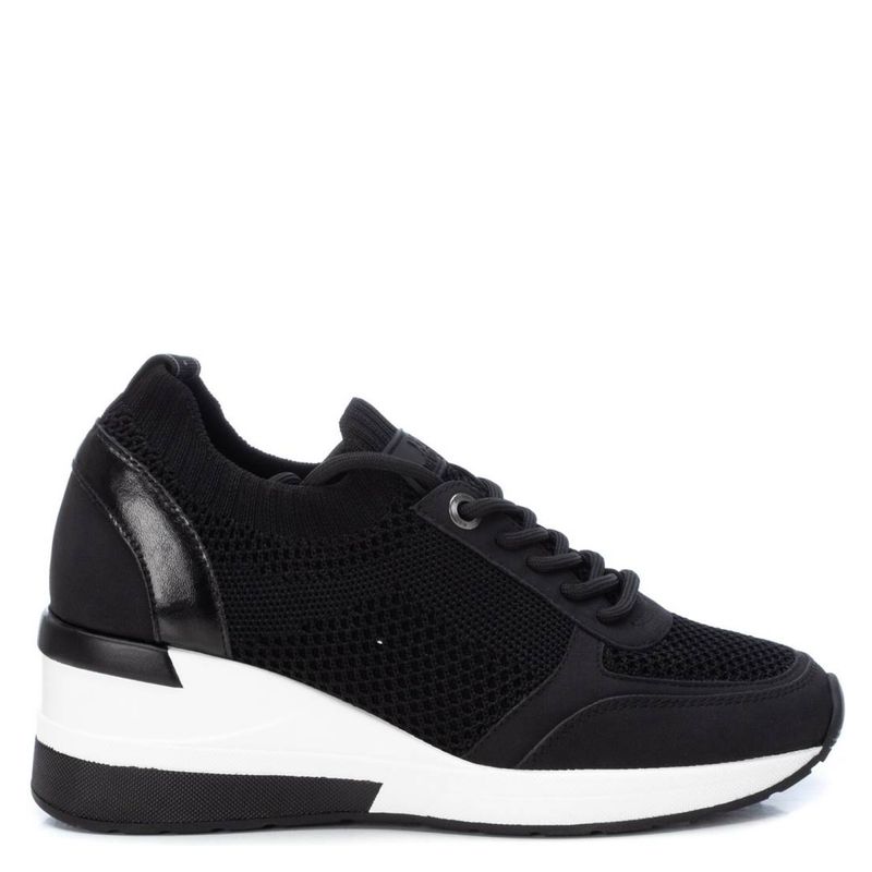 XTI - Zapatilla Urbana Mujer Negro Xti