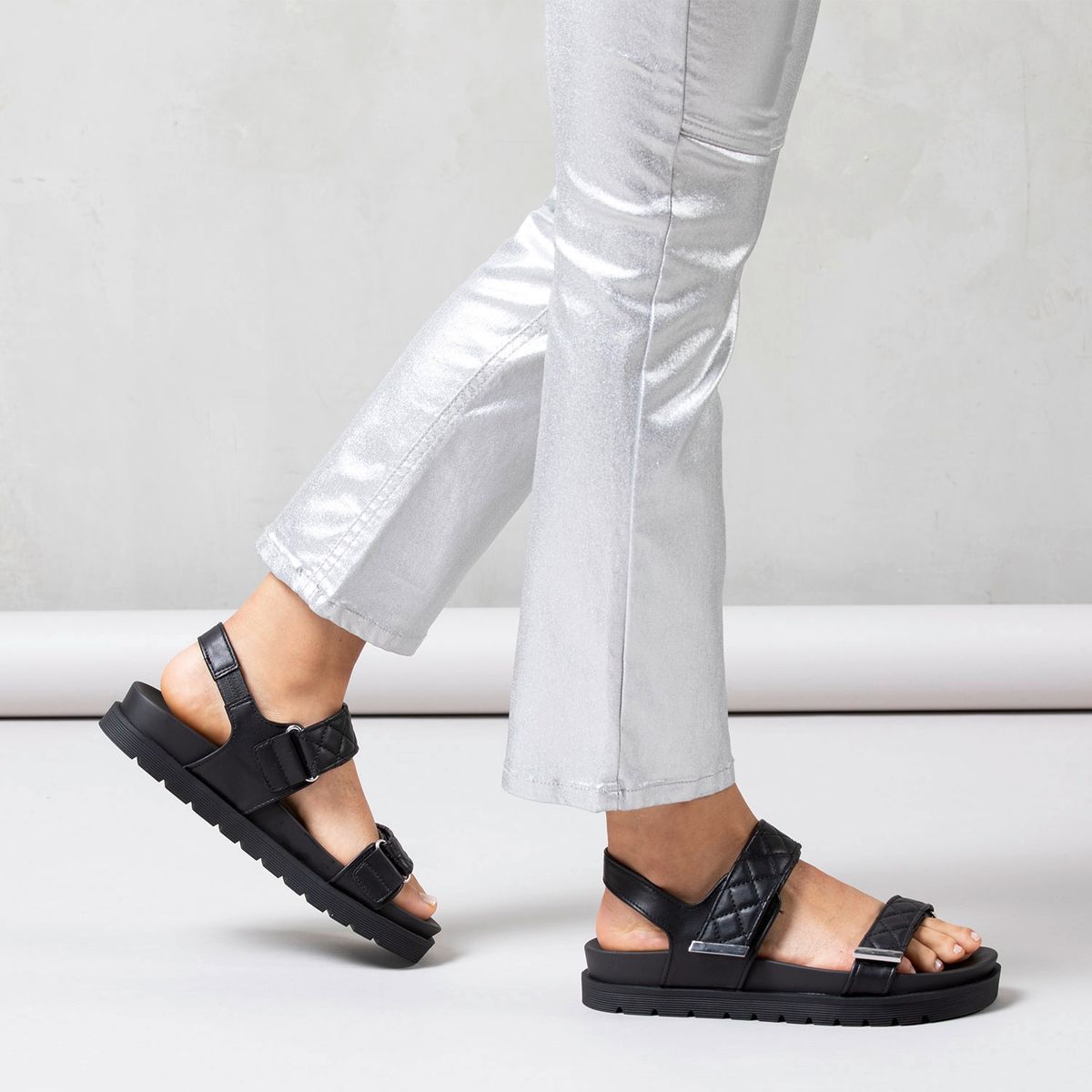 CALL IT SPRING - Sandalia Mujer Negro Call It Spring