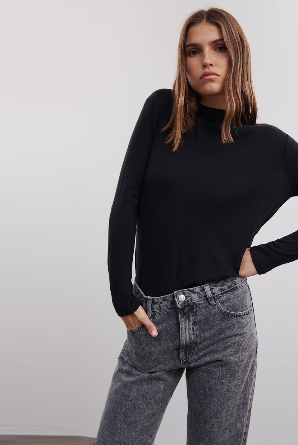 BROWNIE - Brownie Polera Cuello Alto Basica Mujer