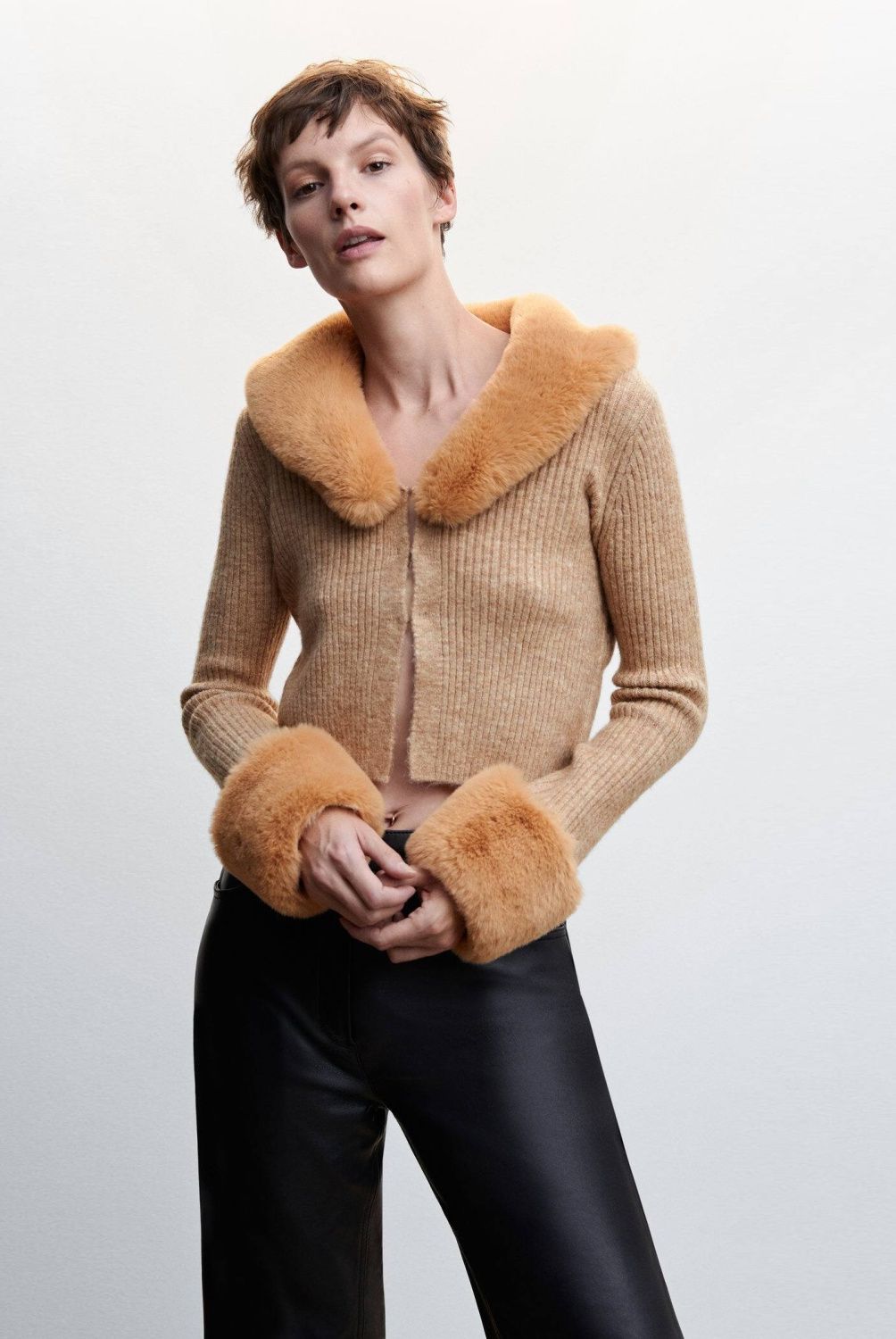 MANGO - Mango Chaleco Cuello Pelo Puddle Mujer